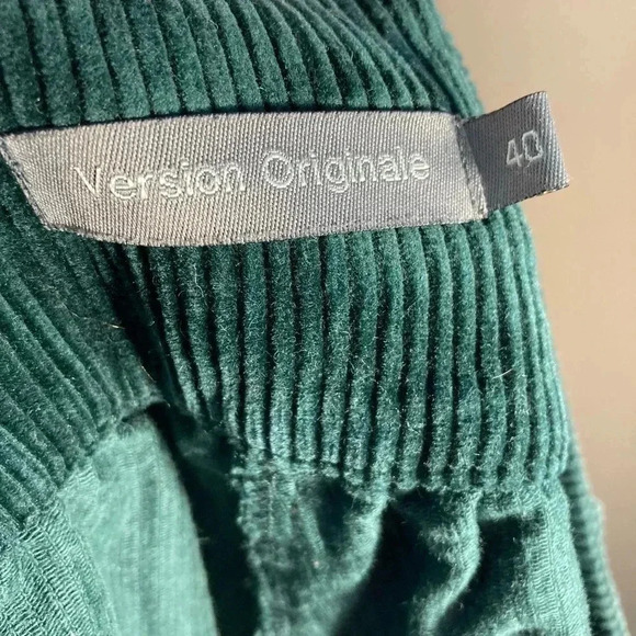 Galeries Lafayette  green corduroy shorts - Picture 4 of 4